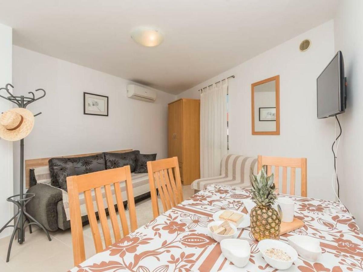 Apartment F-4 Klimno Eksteriør bilde