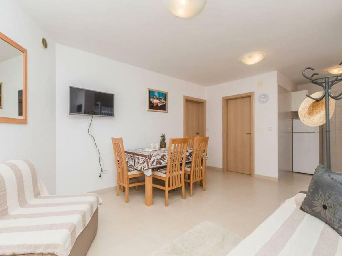 Apartment F-4 Klimno Eksteriør bilde